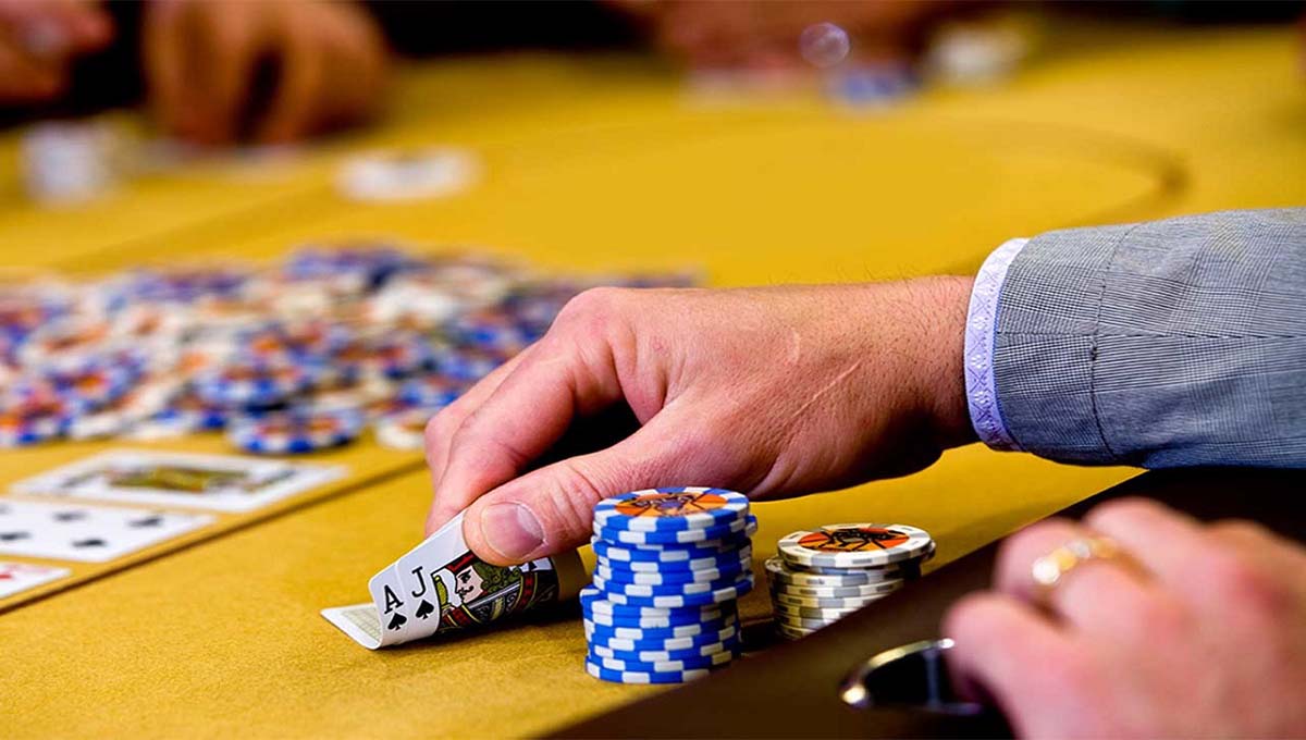 Tips To Be A Pro Poker Player Singapore