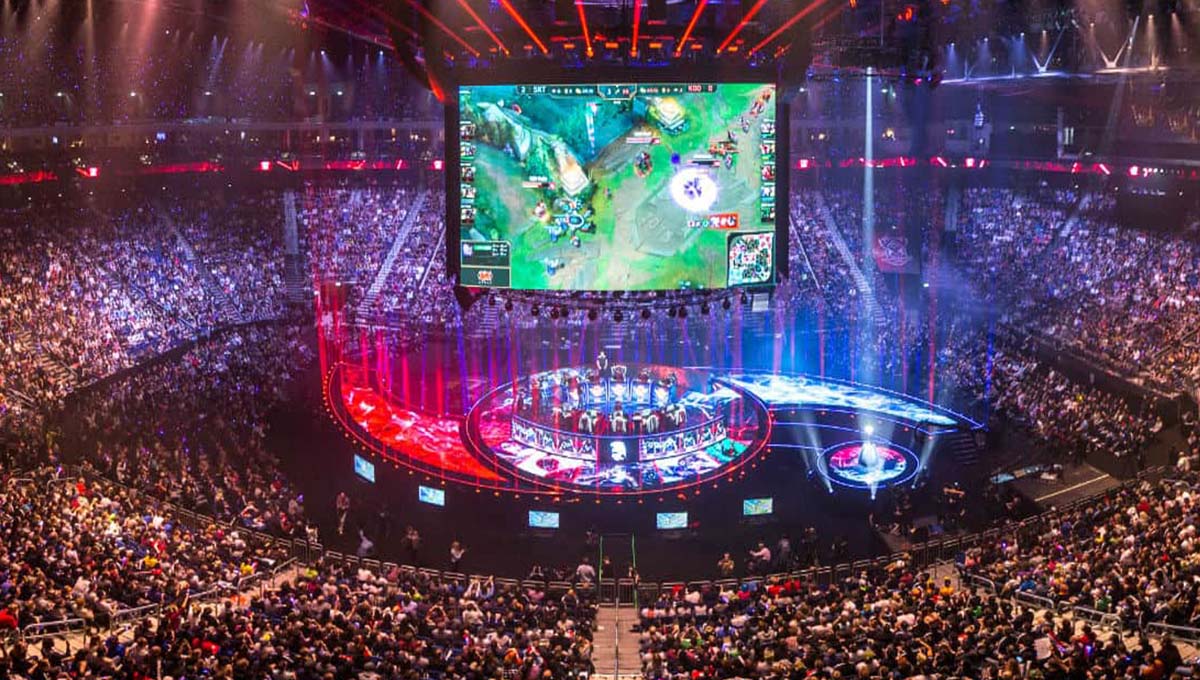 Why is esports so well-known in Singapore